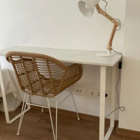 Céntrico, Renovado Y Con Mucho Encanto *