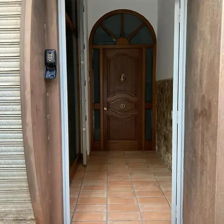 Centrico, Climatizado Y Totalmente Equipado De 3 6-7 Personas